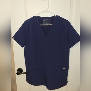 FIGS Scrubs Set